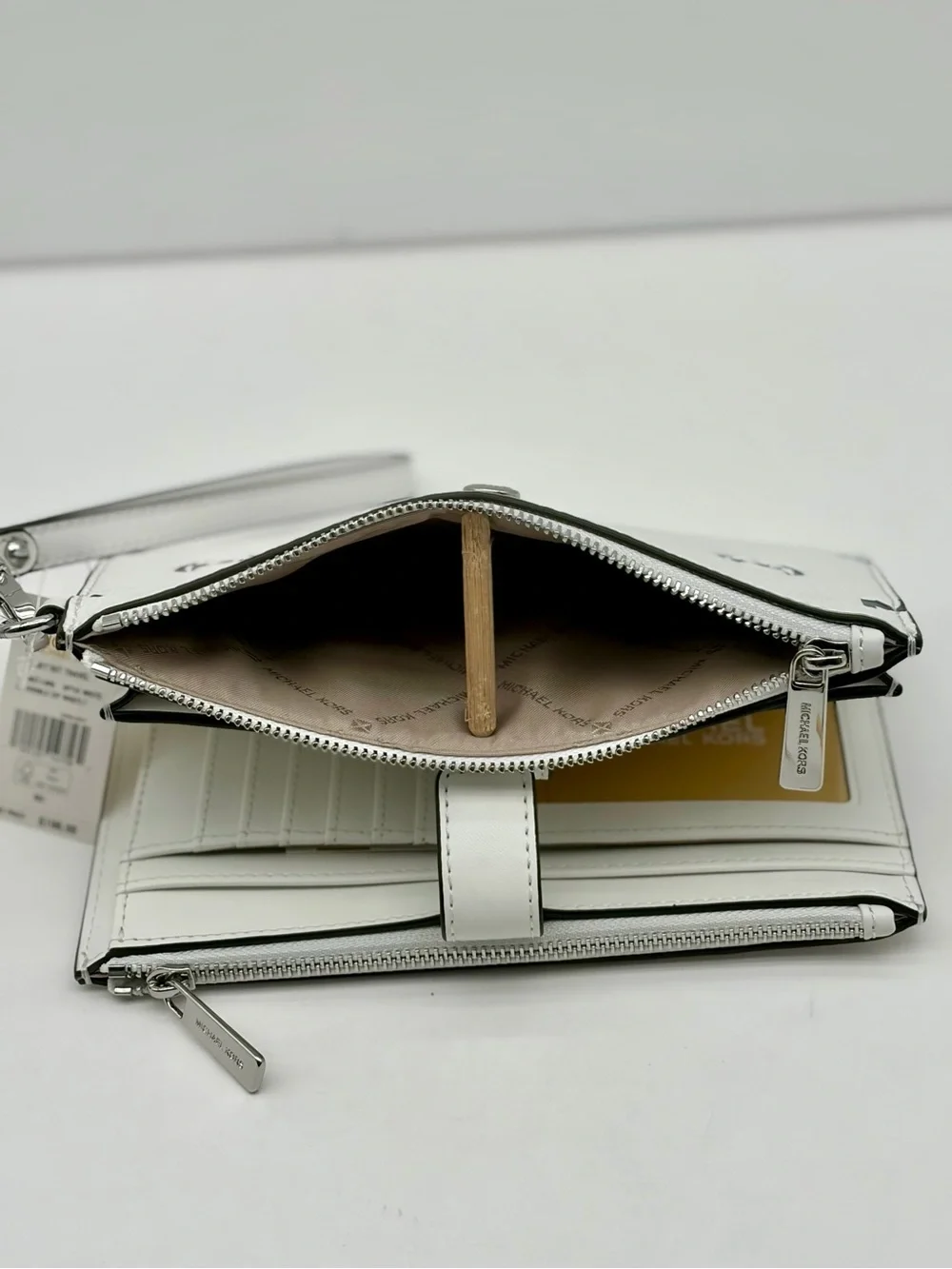 Michael Kors Jet Set Travel LG Double Zip Wallet MK Optic White Multi
